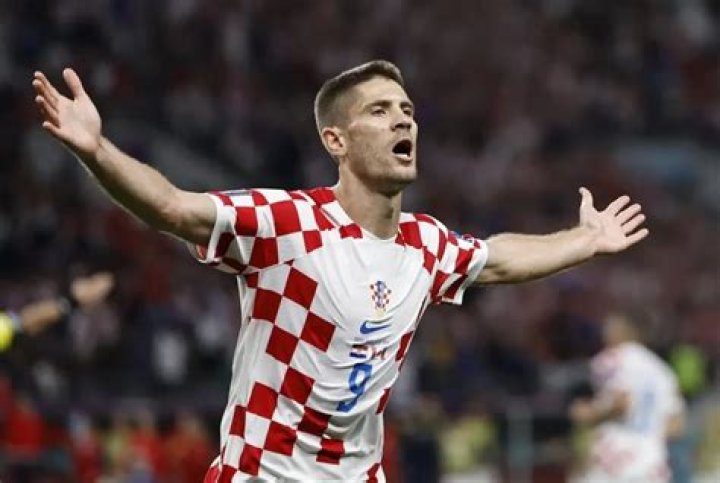 
Andrej Kramarić Height, Weight, Net Worth, Age, Birthday, Wikipedia, Who, Nationality, Biography 